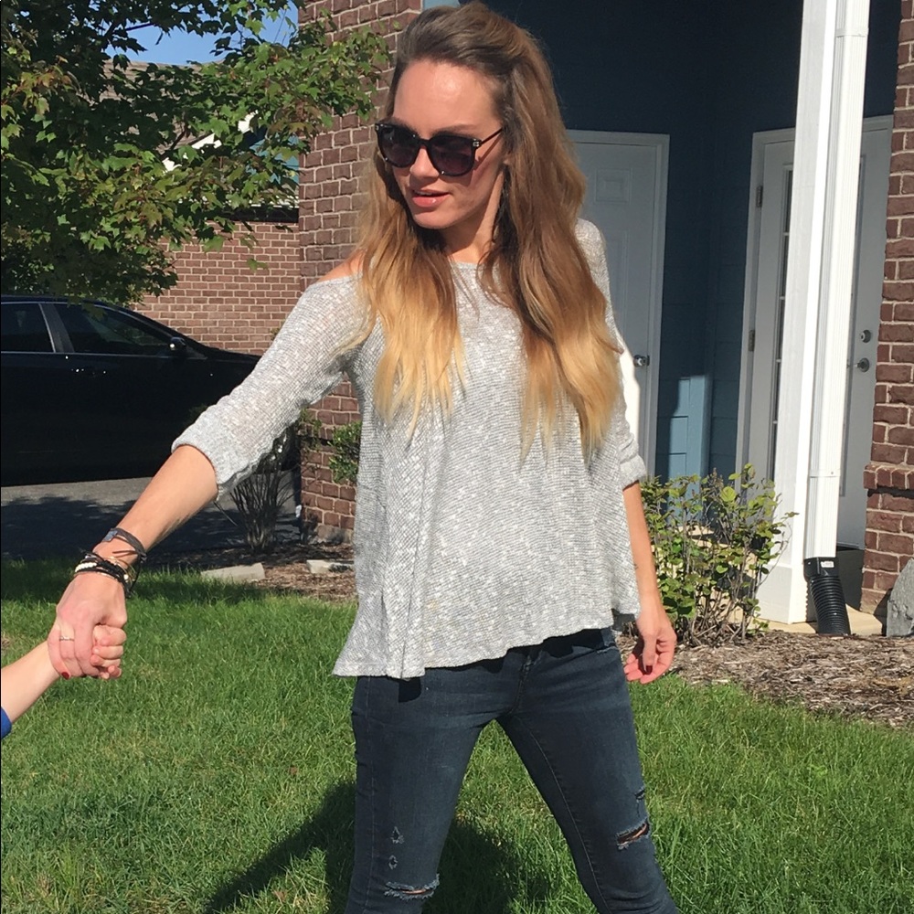 Cold Shoulder Top - Picture 2 of 5